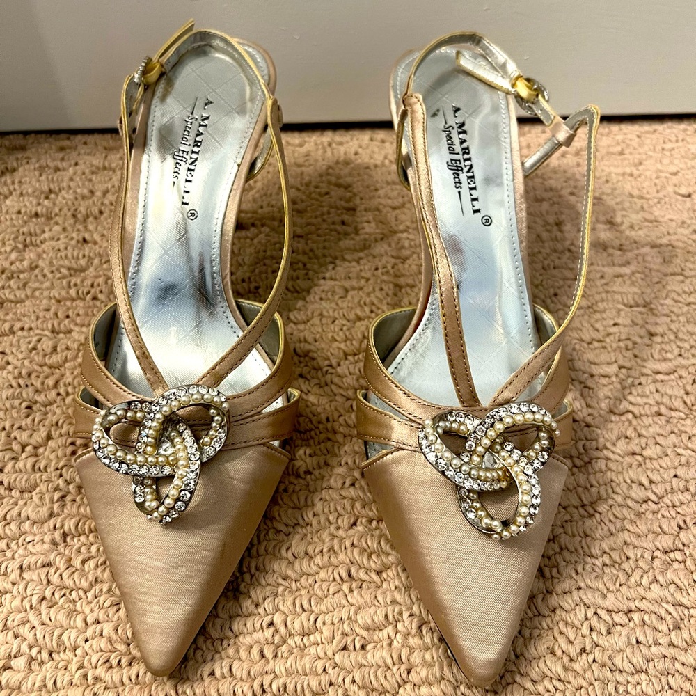 A. Marinelli, Ivory Gown satin heels, Size 7M